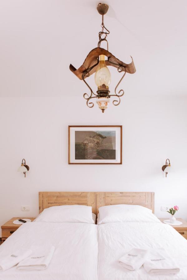 Gostisce Krivograd Hotel Prevalje Cameră foto